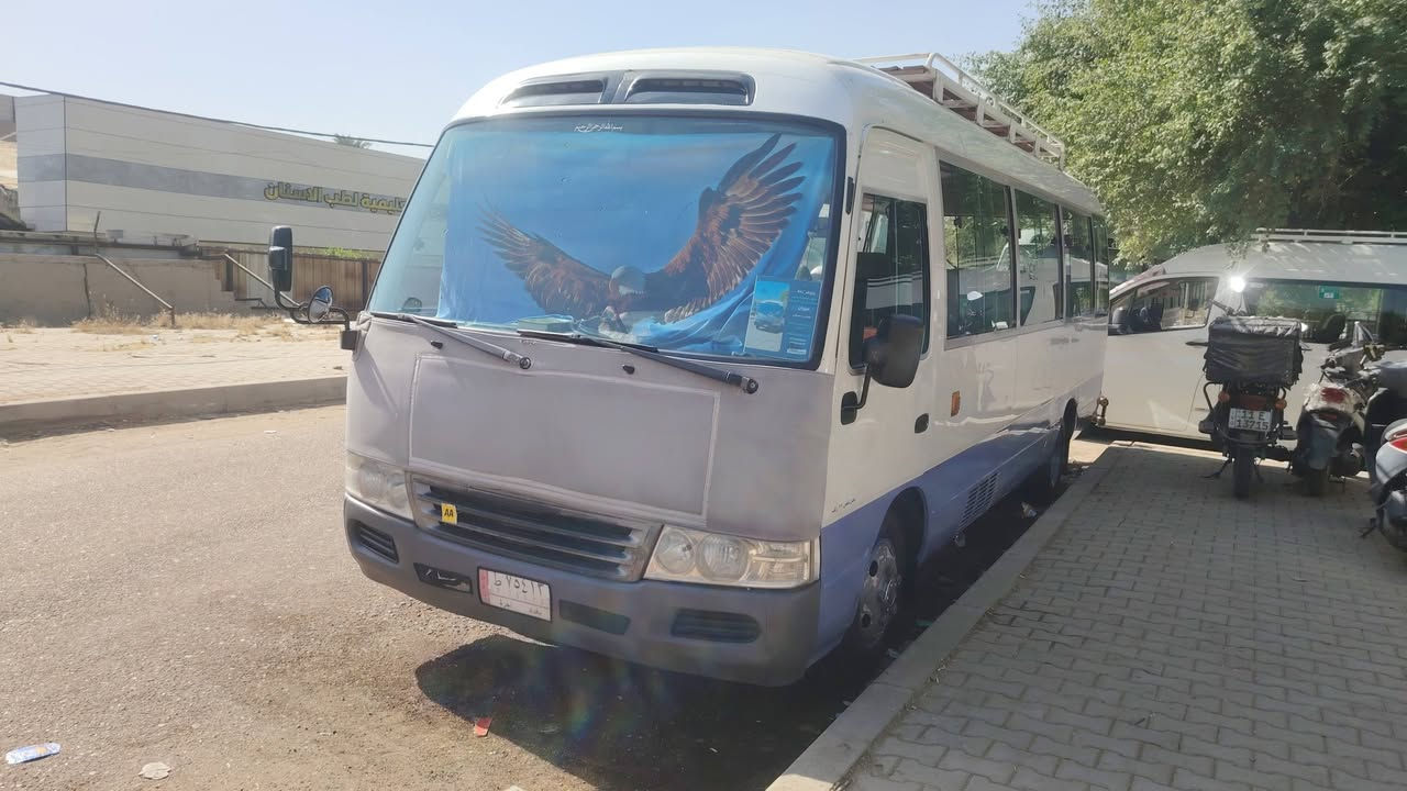 سلام عليكم من رخصة مدير الكروب كوستر موديل 2008 مكينه.كير.تبريدخيرمن الله مكينه مجفته جديد اكسل كفاله تخم تاير قلاب ستاركس السعر ٢٢٠ او بيها مجال حك الجيه للاتصال ***********
