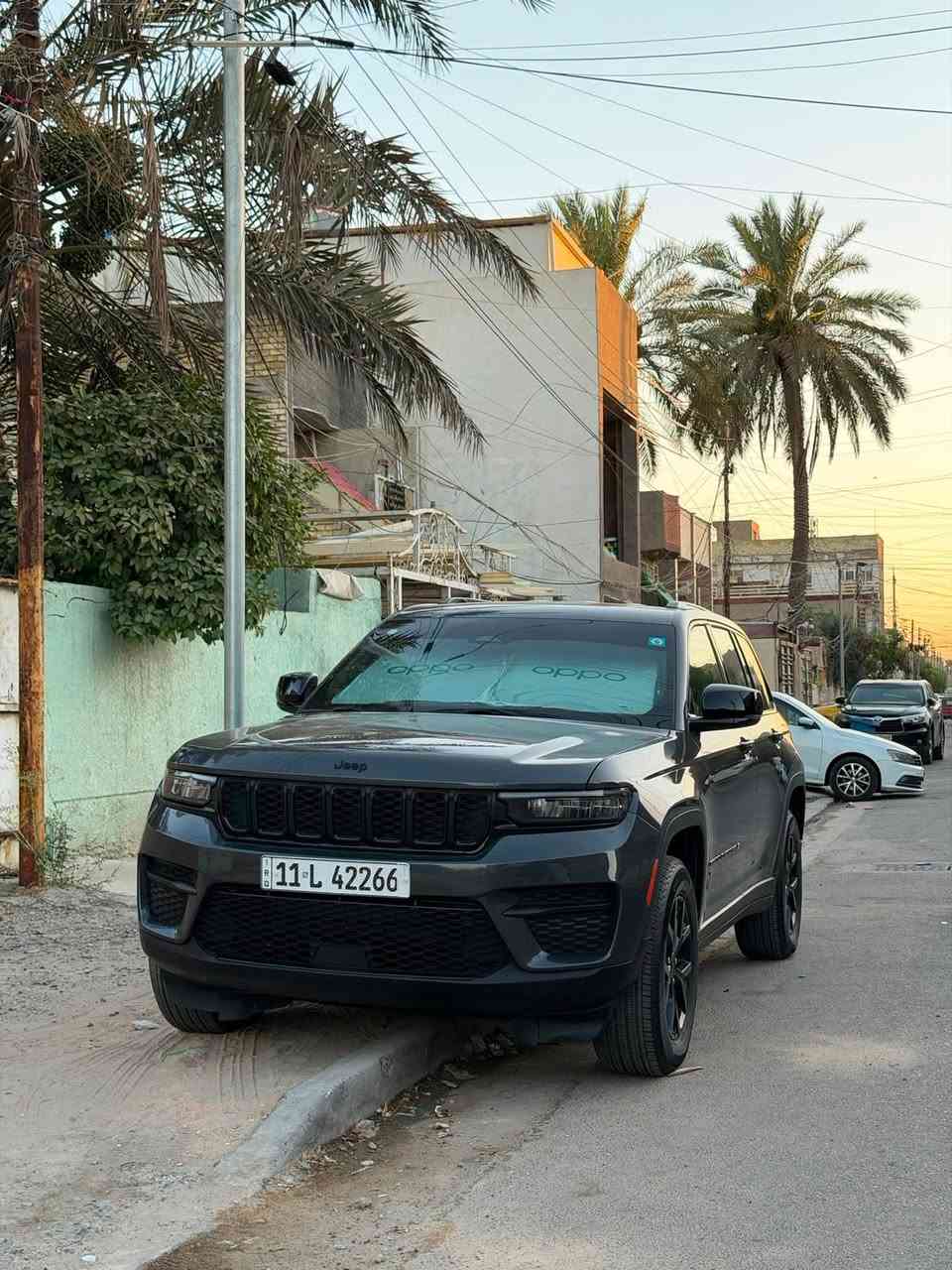 سلام عليكم جيب 2024 التتيوت ماشيه16 الف حادثها جدا بسيط عليها لوحه شبه مميزه للاستفسار***********
