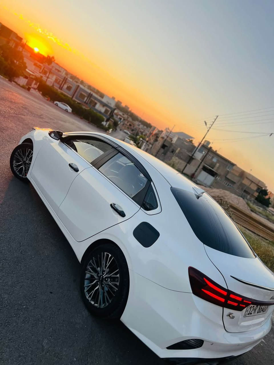 اللهم صل وسلم على سيدنا محمد
سيراتو k3 موديل 22 

 وارد كوري وليس صيني (استيراد خاص)

والموصفات vip 

📌بصمة ابواب وتشغيل

📌تشغيل عن بعد 

📌كشنات جلد والسائق كهرب

📌تبريد وتدفئة بالكشنات الامامية

📌كشنات الخلف تدفئة

📌تدفئة ستيرن 

📌قطعتين تبريد

📌حساسات امامية وخلفية 

📌رادار

📌نقاط عمياء

📌تحديد مسار

📌مثبت سرعة 

📌قيادة ذاتية

📌محرك ١٦ دوش اقتصادي

 📌ويل 17 المرغوب

📌لايتات لد

📌4 انظمة قيادة

📌هاند بريك بصمة

📌اوتو هولد

📌ماشية 66 كيلو فقط

📌ايرباكات سليمة 

عليها زوج تايرات جدد وادامة كاملة 

بيها جاملغ خلفي صبغ وجاملغ امامي تبديل اصلي وشوية بارد بالصندوق 

سيارة على ايد وحدة استخدام مال دوام 

باسمي شرط التحويل 

سنوية وهزة كلو جديد 

السعر 142 وبي مجال بسيط 🤍

***********
