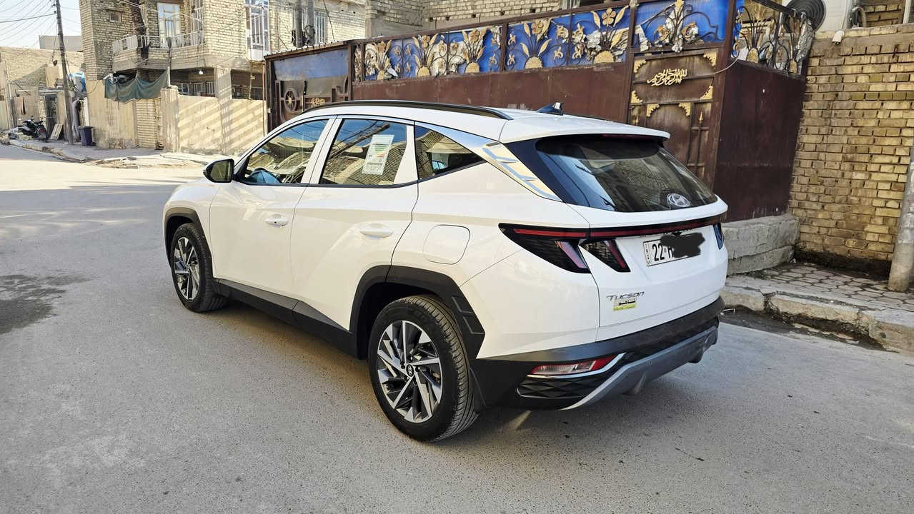 للبيع توسان 2023 
لون ابيض خليجي
رقم أربيل دولي 
مواصفات فول عدا البنوراما
بصمه ابواب
بصمه تشغيل
تشغيل عن بعد
تبريد قطعتين
تحكمات ستيرن
محرك 2000 دوش
كامره خلفيه دواره
كرسين كهرباء 2
جلد لونين
شاحنه وايرلس
شاحنه UBS
حساسات امامي خلفي 
وبعد بيها موصفات
نظام تحديد مسار
ثلاث انظمه قياده (ايكو_سبورت_عادي)
بردات ابواب خلفيه بلاديه
مري شفط
اشاير مري
ترحيب المري
لايت LED دوار
بك لايت LED 
السعر 210 وبيه مجال للشراي
 العنوان بغداد 
غير متواجد على الفيس 
للستفسار اتصال وتدلل
***********
