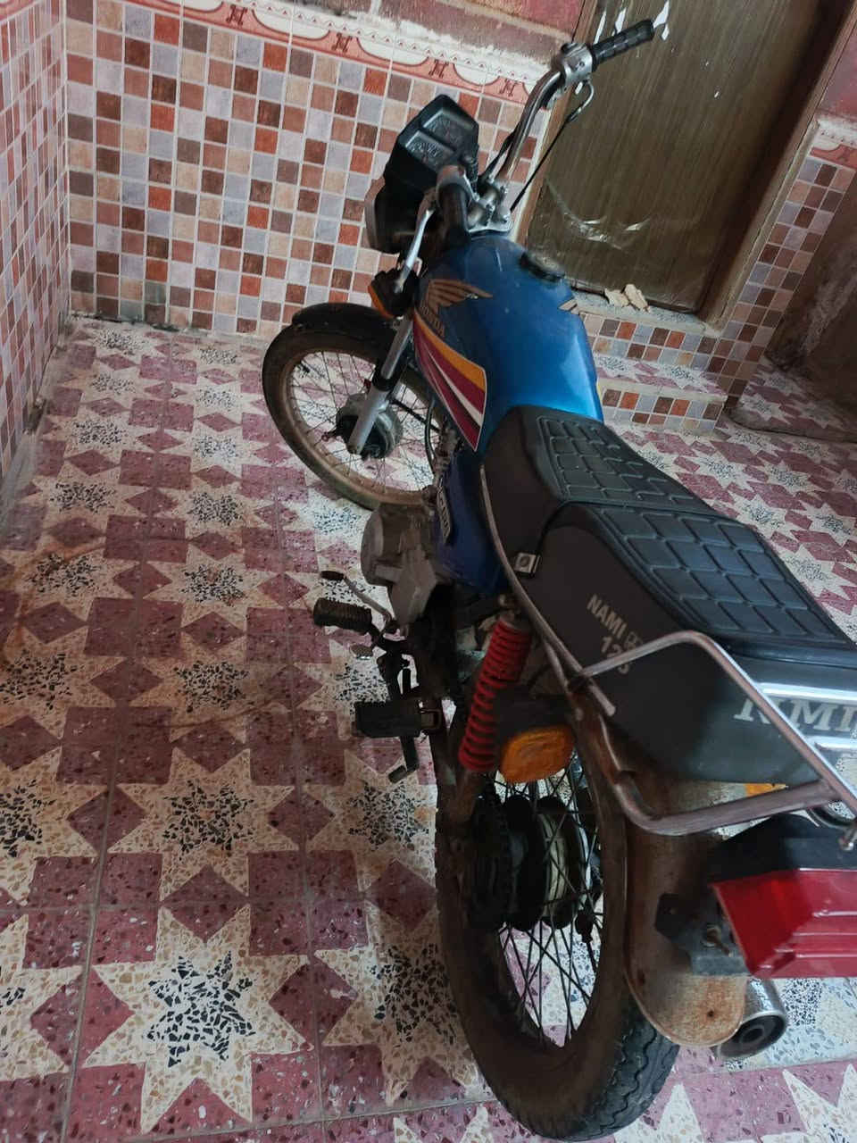 سلام عليكم
دراج لبيع كلك مكفول من سرقه فقط 
سعر 650 وبيه مجال حك جيه 
شط العرب الكباسي 
الرقم ***********
