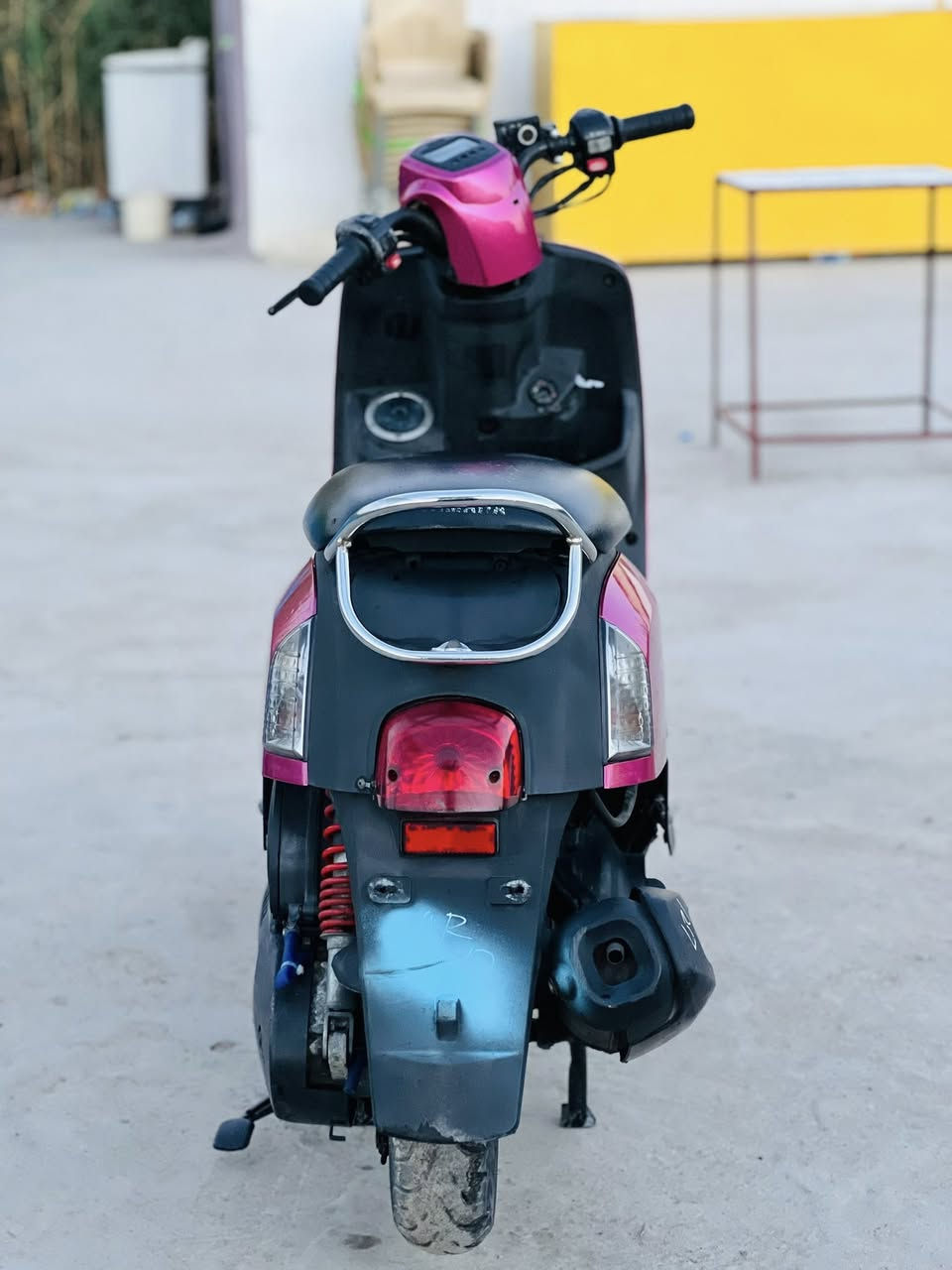 سلام عليكم حبايب دراجه بوليس 🛵للبيع موديل 2009 نوزل دراجه مكفوله كفاله عامه نظافه 100‎%‎الدراجه رمبه 
 
📍العنوان بابل الحمزه الغربي اي استفسار خاص ورقم الموبايل *********** (السعر خاص )🫰🏻😅
