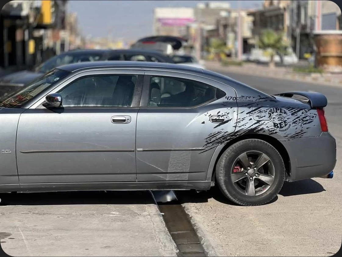 جارجر موديل ٢٠٠٧ رقم اربيل ماشية ٢٨٥ استخدام شخصي محرك جديد ٢٠١٠ ومنظومة تبريد جديدة  تبريد ثلج داخلة كلين وبالعراق بية ضربة بسيطة بين الباب والجاملغ الخلفي جهة السايق ومصلحة ع البارد بدون معجون السيارة احلى من الصور 
السعر ١١٧ ورقة وبيها مجال بسيط 

الاتصال 
***********

+964 788 436 0188
ومتوفر وتساب
