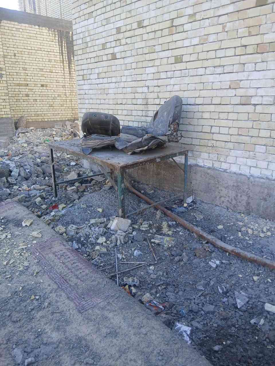 البيع بغداد حي نصر قرب المعارض ***********
