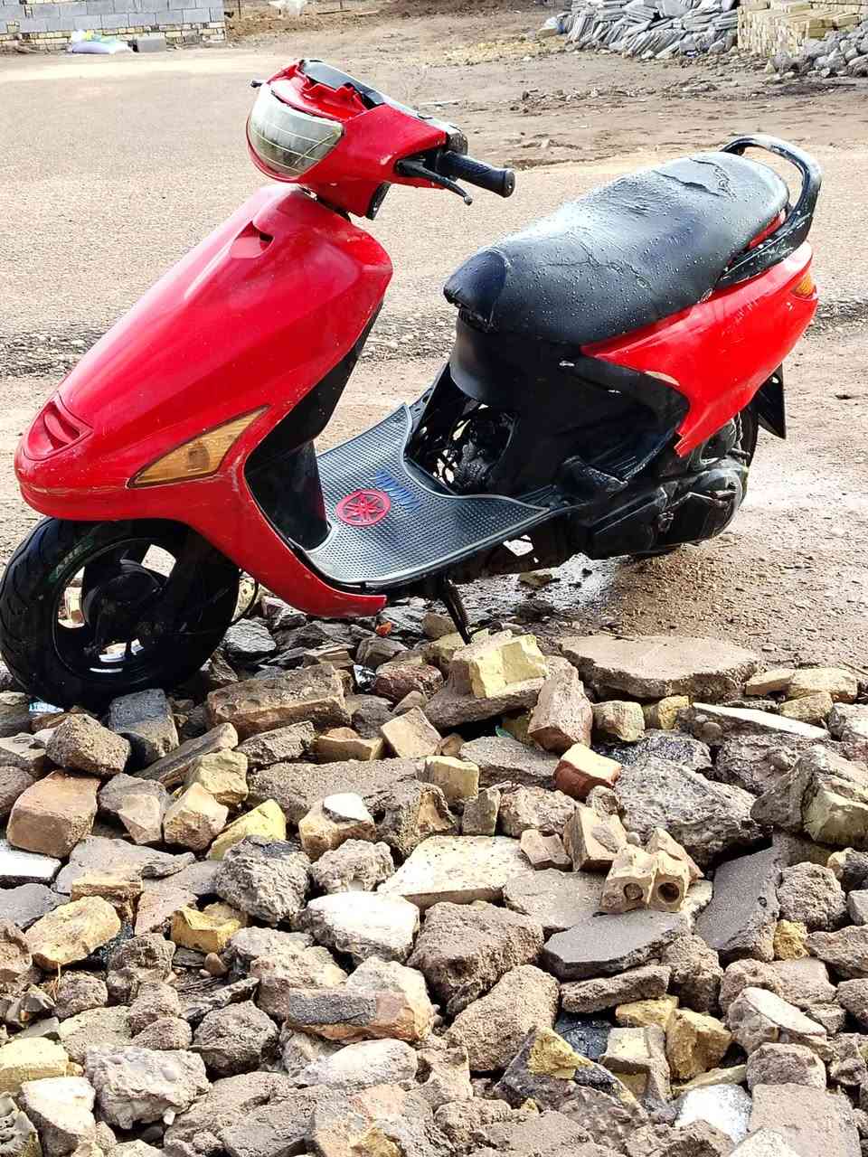 السلام عليكم شباب دراجه فراشه البيع انوع الدراجه كرستال دراجه كماله غراض جديد وكابريتر جديده كهربائيات كامله مكينه مفتوحه مره وحده وراق  نقصه بس باتري السعر(350) 
والمكان ميسان قلعت صالح التواصل على الرقم *********** وبيه مجال الشرايه
