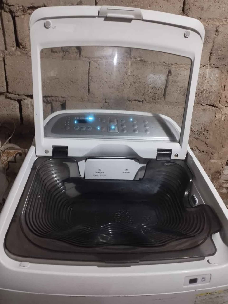 السلام عليكم غساله سامسونج 13 كيلو تغسل بطانيات نظيفه على الفحص بلاديه مكاننا بغداد للبيع لغرض الانتقال الشراي تفضل خاص سعرها مناسب بغداد, العراق


**إذا كنت صاحب هذا الإعلان وتريد حذفه لأي سبب، رجاءا أرسل رسالة إلى الدعم الفني**