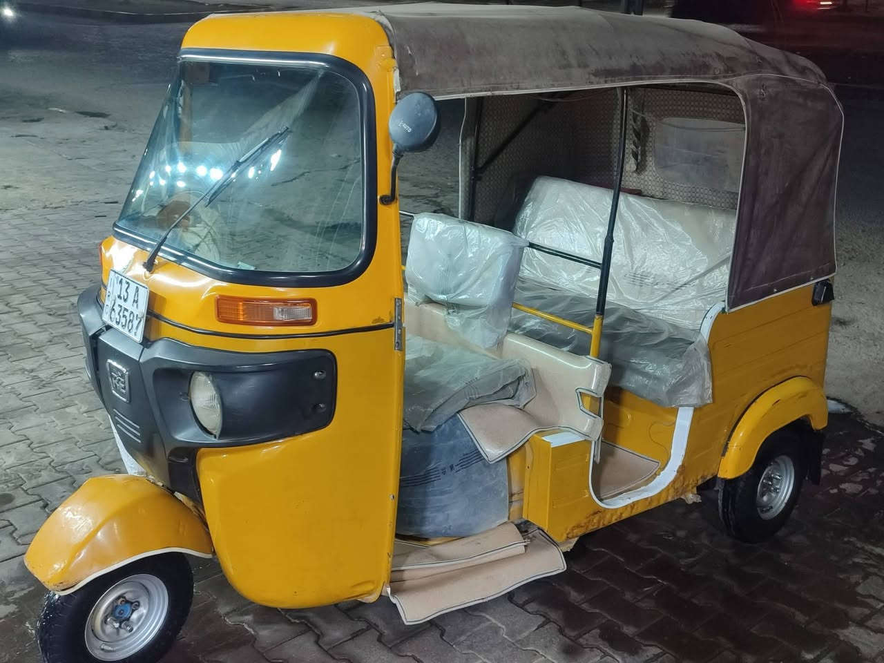 سلام عليكم تكتك موديل 20 شهر الرابع رقم نكليزي جديد مكينه مفتوحه بدي بي طخات لاصبغ ولامعجون بفقط بارد زغير بلغد تكتك هسه معمره جادر جديد جاملغات جديده باتري جديد دوشمه تايرات جدد السعر 6 بيهه مجال خاص موجود الاستفسار   ***********
