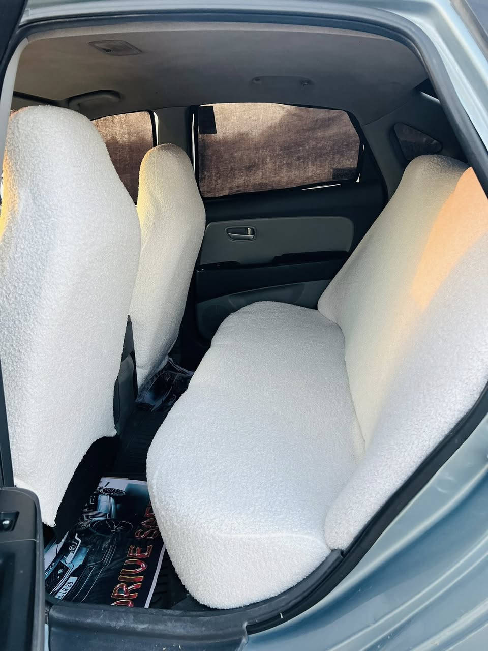 السلام عليكم 
انترا مراوس فقط بسني 
انترا 2010
ضرر 3 قطع بدون داخل
كير ومحرك شرط 
بسمي سيارة 
رقم سليمانية
هزة سنوية جديد 
صدر امامي خلفي 
شرط تحويل
مراوس فقط 
***********
عنوان تكريت
