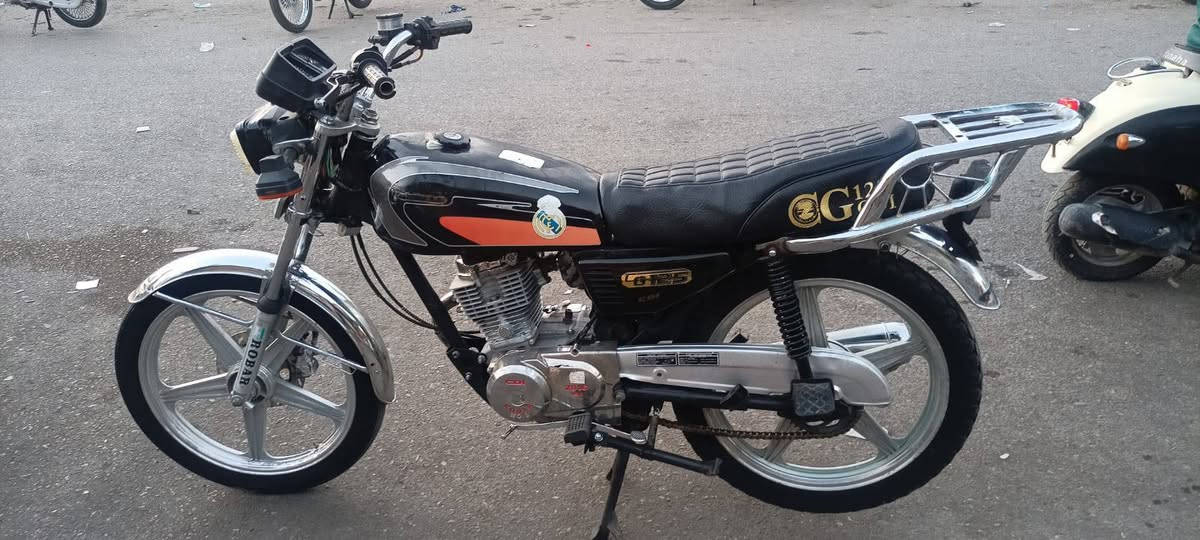 سلام عليكم
دراجه روبر خمسه كير موديل 16محرك لاصرف ولابخار نشاط فول السعر 250مكاني كركوك ***********
