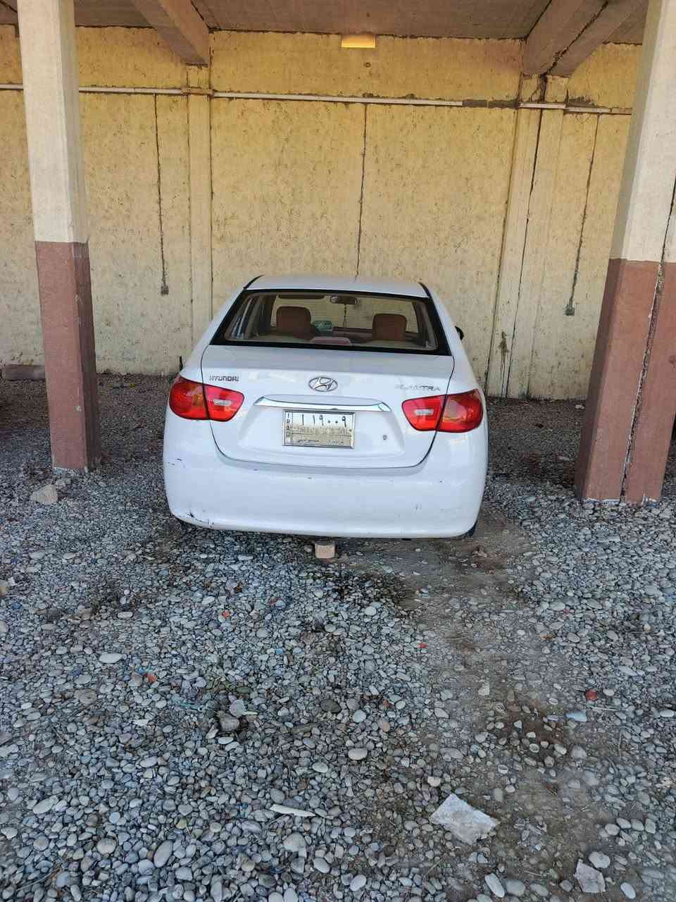 السلام عليكم سياره الانتره موديل 11 كفاله عامه سياره جاهزه رقم كربلاء سياره بسمي مكاني كربلاء السعر 115 رقم الهاتف ***********
