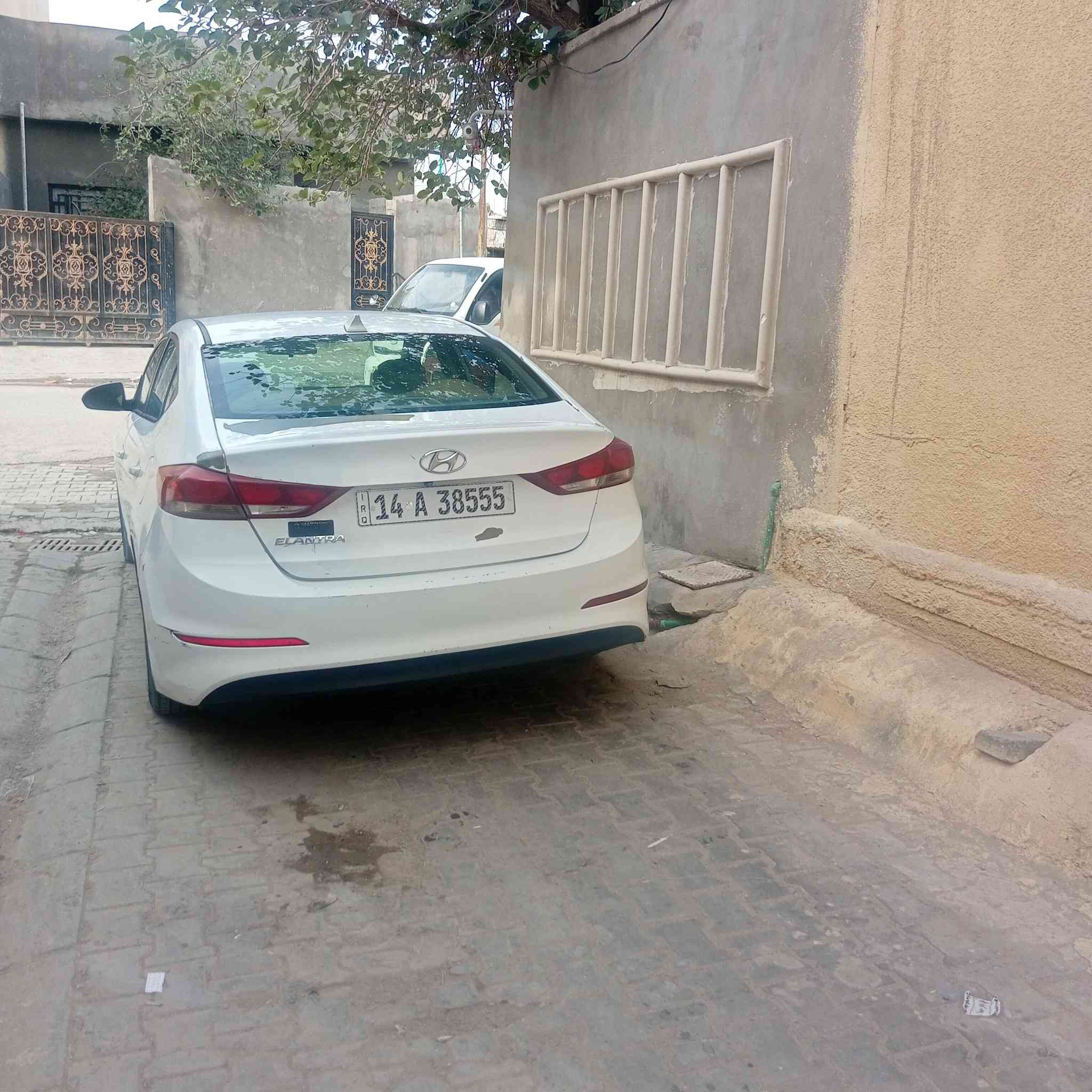 السلام عليكم
النترا وراد امريكي مديل 2018 مكينه مفتوحه وبيه تقشير صبغ 
***********
