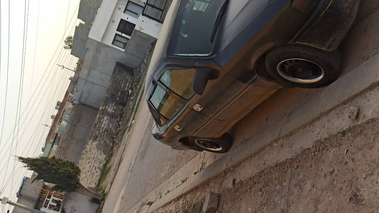 ئةم ئؤپله بؤفرؤشتن گيرومةكينةي بةشةرت مةكينة٢٠ تةقةورةقةي بةشةرت هه رجركةيةكووةرة قةيةبشكينة ئارم پلاسيك سؤران ناونيشان چةمچةمال *********** ***********
