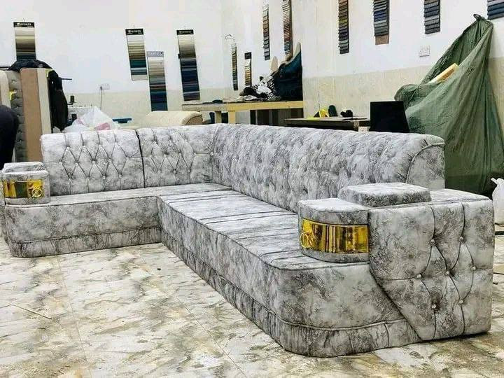 موديل السفينه
الدقه والامان  كل هذا وبأنسب الاسعار 🥳🥳🥳
ديوان ستندر 10 مقاعد ب 290.مع كوشات عدد 4هديه
 شغل مضبوط مع ضمان سنه  
قماش قديفه جكور 
الهيكل چام روسي
الضهر  مضغوط
المقعد بلوك فقط 
رجل عظم عاج ورده ذهبي

المتر 55


**إذا كنت صاحب هذا الإعلان وتريد حذفه لأي سبب، رجاءا أرسل رسالة إلى الدعم الفني**