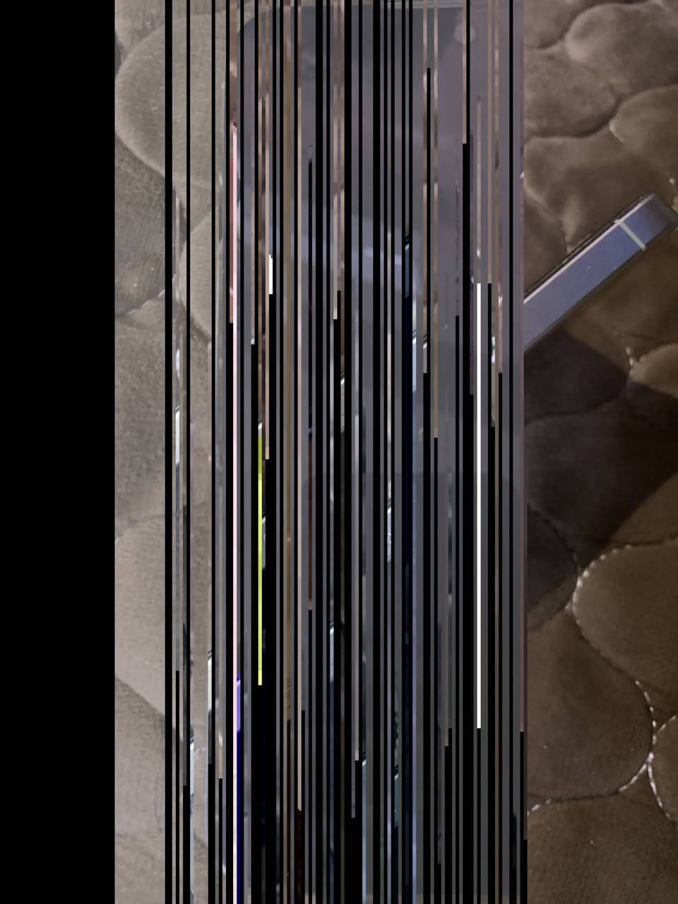 السلام عليكم 
ايفون 15 برو ماكس .ذاكرة 256    . بطاريه. 90
الجهاز لا مفتوح ولا مصلح ولا بي عطل كله شغال بي هذة الفطر بالضهر بس .السعر مليون وبي مجال تجي تفحص وتدلل .الجهاز شخط مابي...***********
***********
