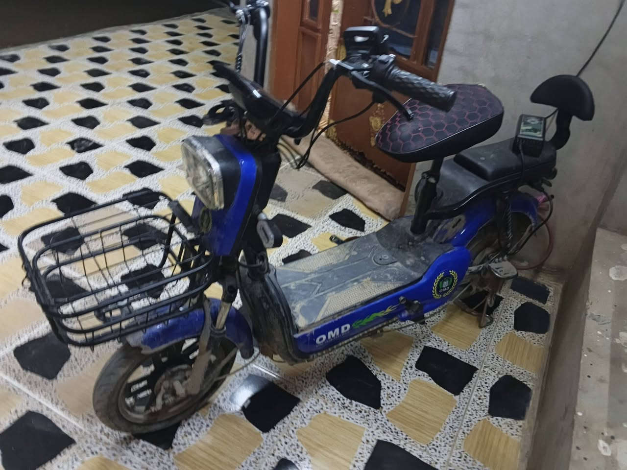 سلام عليكم ماطور شحن للبيع شغال كامل بطاريتو شغاله كامله سويج بصمه كرت السعر 400 وبي  مجال ويرهم مراوس بماطور بانزين متواجد عل خاص وعل اتصال *********** وحياكم الله
