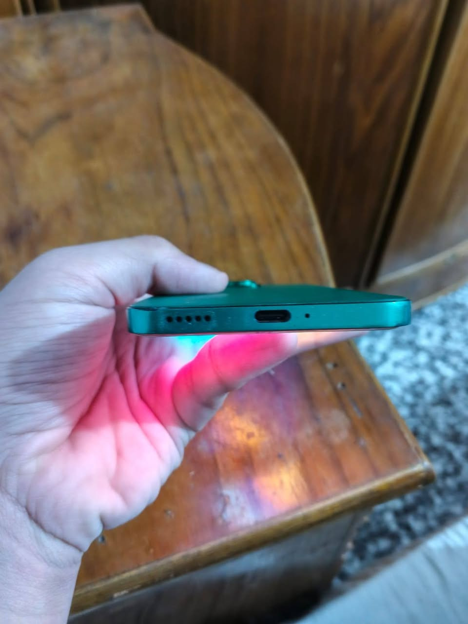 سلام عليكم
هونر x8b 
جهاز نضيف جدا مستخدم اقل السنه اقل  ما بي اي عطل 

ذاكرةة 512 

فقط الكامرا الفديو چانت اتكطع وانحلت 

وتصوير الكامرا موجود بالمنشور كامرته جدا واضحه وحلوه 

ملحقات الجهاز / كارتونه وكفر جلد /

السعر 210 وبي مجال 

بغداد حي الاعلام


**إذا كنت صاحب هذا الإعلان وتريد حذفه لأي سبب، رجاءا أرسل رسالة إلى الدعم الفني**