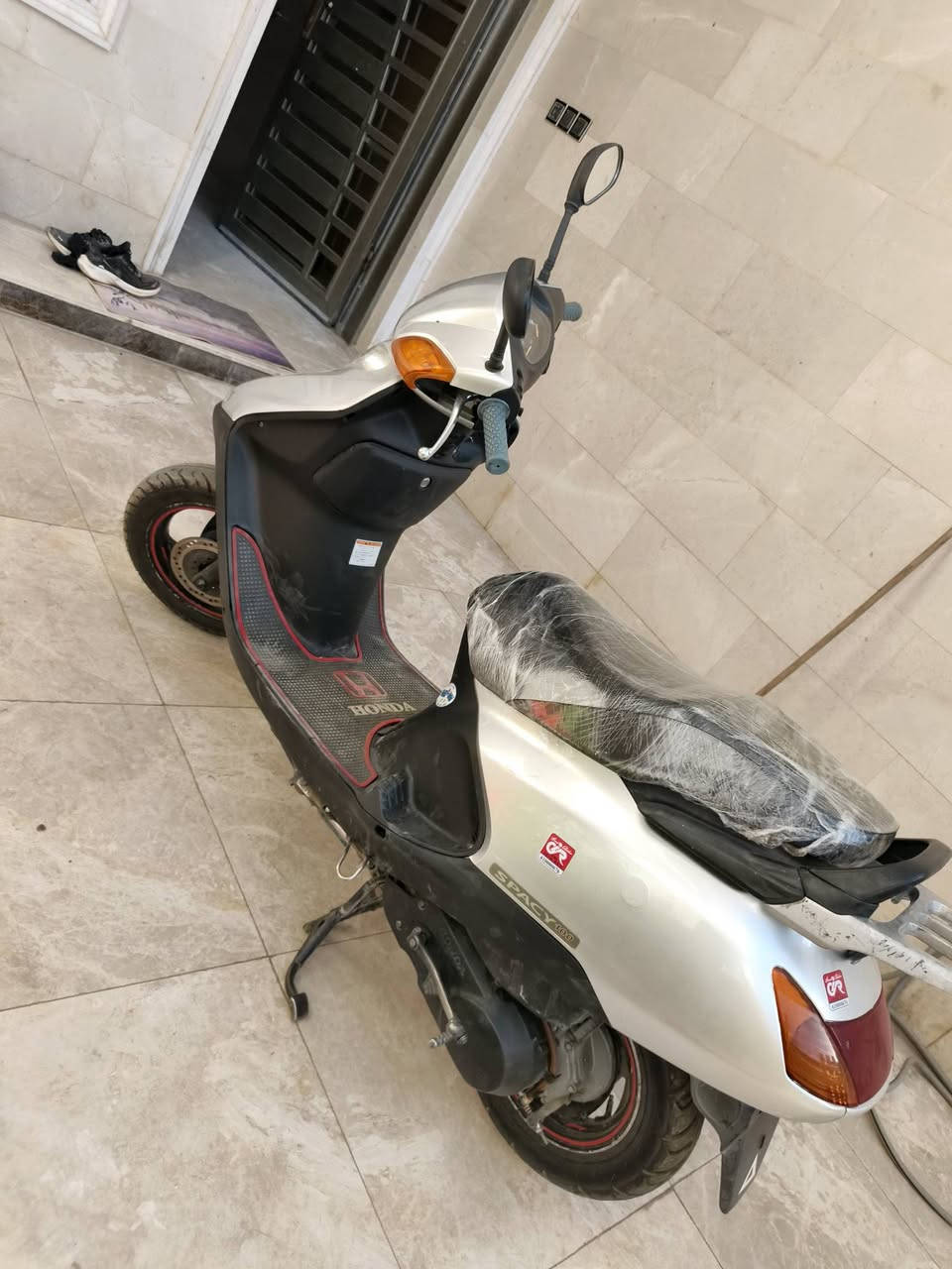 دراجة سبيسي ياباني كفرات اصلية لوك بعدها بجيسها كهربائيات كلشي فول سعر 950 وبيها مجال للشراي ***********
