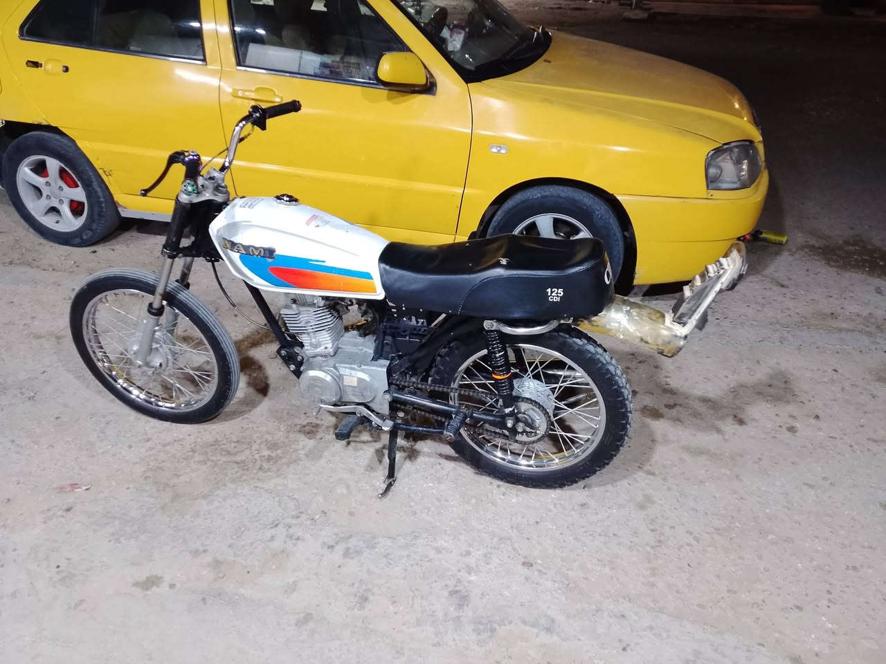 للبيع بدون بدون تعمير 26بس المكينه 20 وبدل بوشه وبستم السعر 325


**إذا كنت صاحب هذا الإعلان وتريد حذفه لأي سبب، رجاءا أرسل رسالة إلى الدعم الفني**