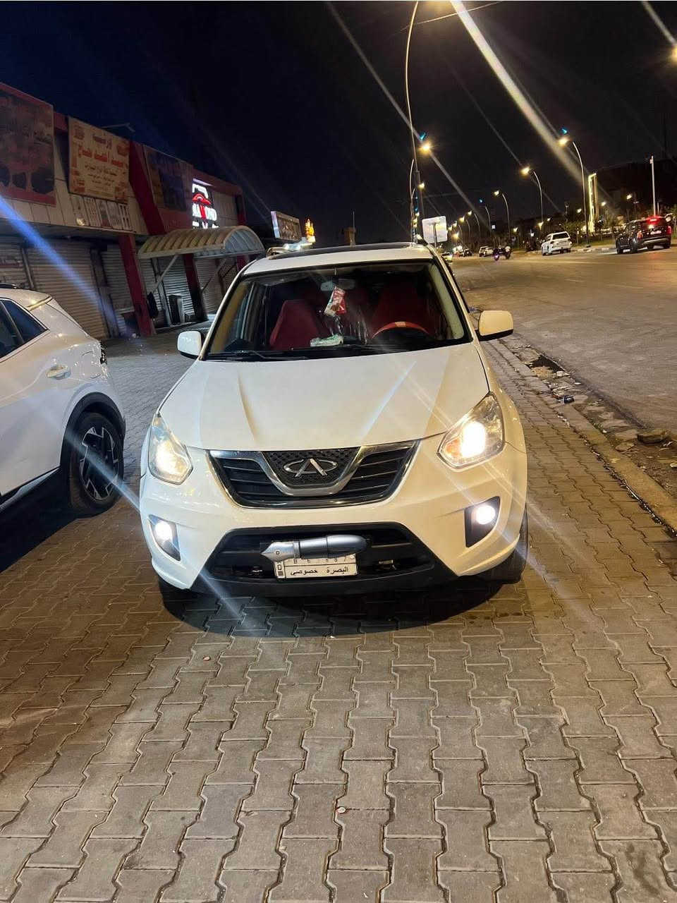 السلام عليكم 

تيكو 2013  رقم بصره    / فتحة سلايد / داخل جلد مجيس / تحكم ستيرن/ تدفئة+ تبريد كشنات / حساسات خلفية / حساسات خلفية / دوشمة السيارة/ لايتات زنون /تخم تايرات جديد 

سيارة جاهزة من كلشي 
تبريد ثللللج
السيارة   بيهة صبغ تلكيط 
السعر 57 
للاتصال *********** Singapore
