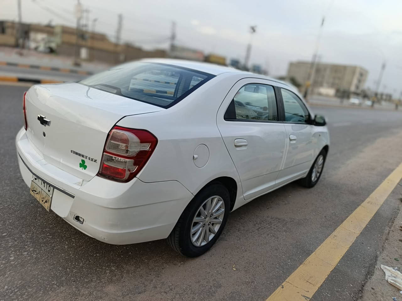 سيارة كوبلت شوفرليت موديل ٢٠١٦ اللون ابيض بيها قطعه صبغ الجاملغ الخلفي صوب التانكي كير 6 نمر مكينه مكفوله تبريد شغال حداديه 50% السعر 75بيهة مجال بسيط للتواصل *********** متوفر واتس  السياره مكانها النجف
