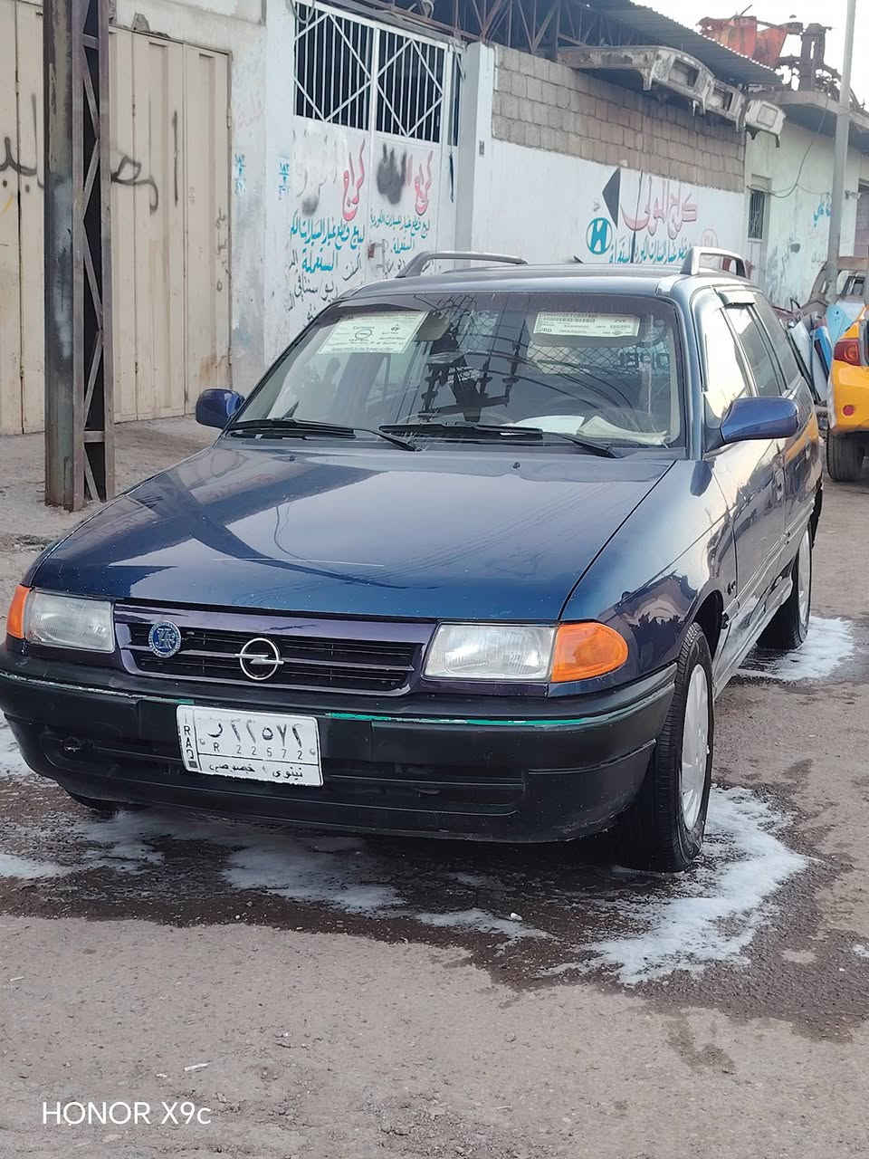 السلام عليكم البيع اوبل استره محرك ١٦ موديل.1993 بدون ضرر بدون صبغ بس السقف ولبوند بدون معجون  محرك بدايت بخار سنويه ٢٩ كاربون بيها طخم تاير جديد طخم نضيف ولباقي كدام العين اسعر ٥٠ وبيها مجال العنوان موصل حي الانتصار ***********
