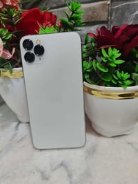 ايفون 11 برو ماكس • ٢٥٦ • بطارية ٩٤