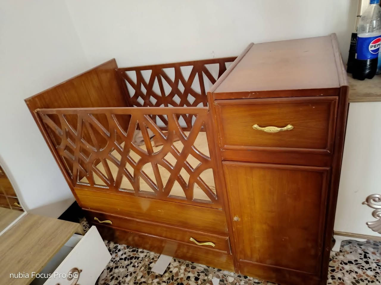 غراض البيع


**إذا كنت صاحب هذا الإعلان وتريد حذفه لأي سبب، رجاءا أرسل رسالة إلى الدعم الفني**