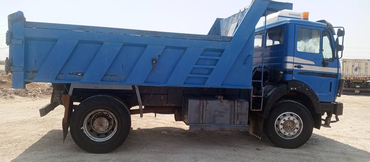 ***********
***********
