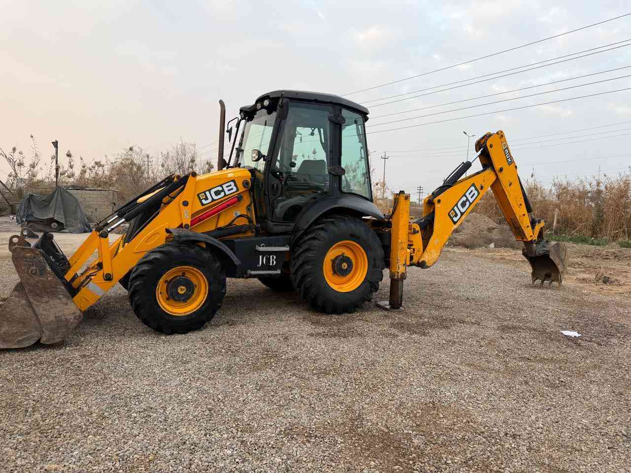 سلام عليكم للبيع جيسي مديل 2011 رقم أربيل بسمي فول مواصفات 5كير دكمت طسا تسيس نقار  استفسار هاذارقم 
***********
***********
