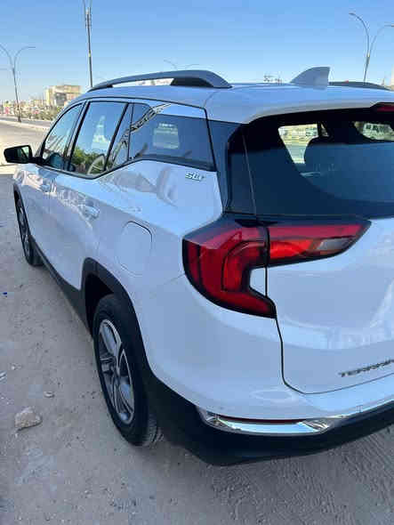 GMC terrain SLT 2020
جمسي تيران ابيض 20 مواصفات  اس ال تي
تشغيل عن بعد وبصمه اربع ابواب
كراسي جلد رصاصي كهرباء خزن ميموري هيتر
رادار  تحكم ستيرن مثبت سرعه
صندوق كهرباء وينفتح ع القدم
لايت ليد امامي خلفي
مري وسطيه وجانبيه تعتيم تلقائي مري قلاب
فور ويل  AWD  
مكينه 1500 تيربو
 ماشيه قليل 44 كيلو 
السياره استعمال شخصي مامتعوبه
كير 9نمر
 رقم نجف بسمي
الضرر جاملغ وبنيد  
السعر 167
***********

