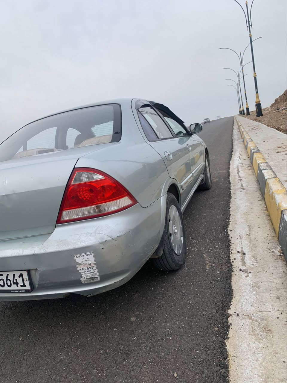 نيسان صني 2007 
قطعة وحدة جاملغ امامي صبغ بدون دواخل 
سيارة بأسمي شرط تحويل او وكالة سنوية لحد نهاية 2028 كير ومحرك شرط سعر 85 ومجال للشراي
 غرامة نص ورقه ينزل من سعر مكان دهوك دوميز 
بيع نقد فقط بي كوبون بانزين 🏷️
سيارة جاهزة 

*********** 
واتس اب *********** دهوك, العراق
