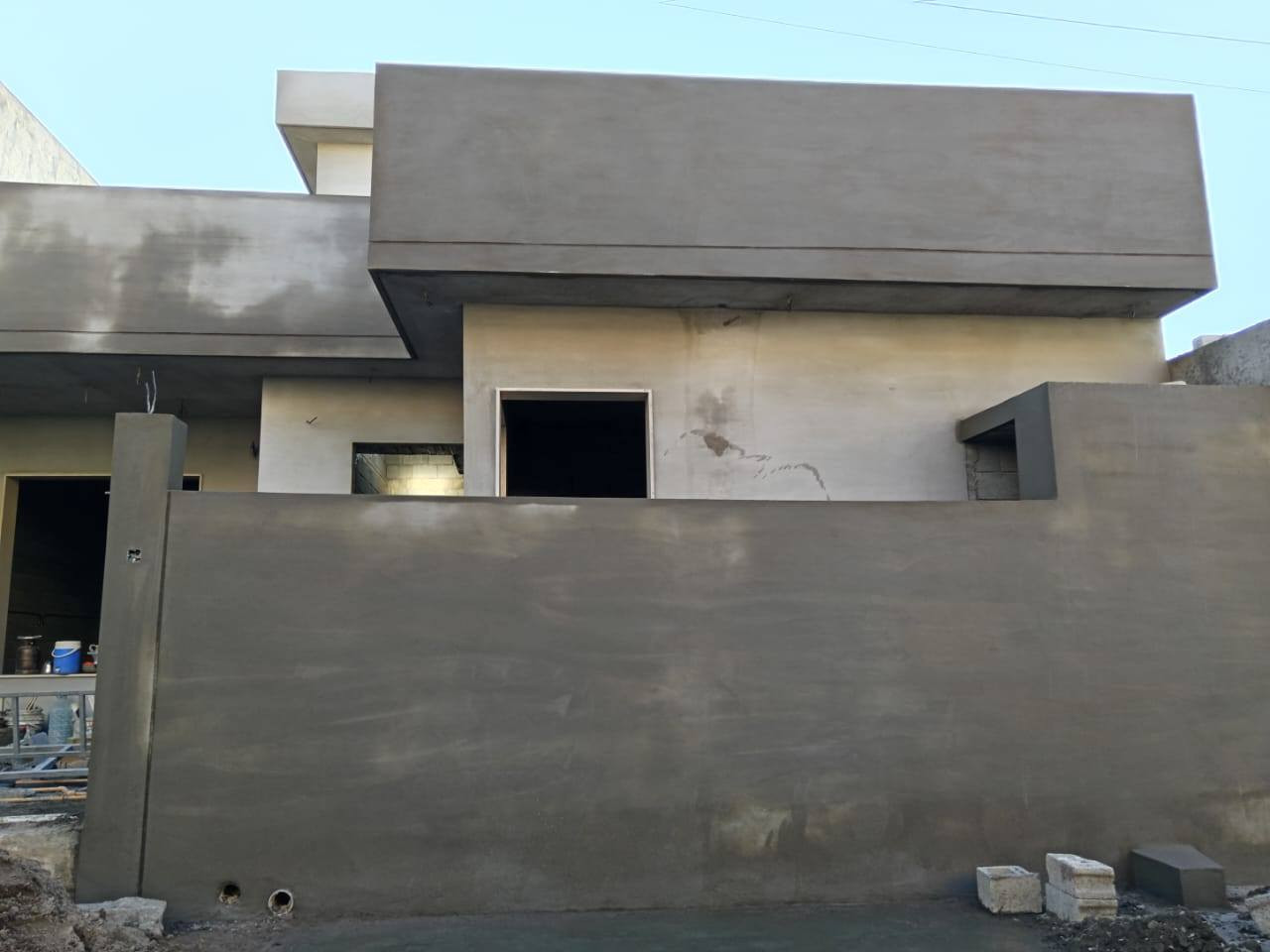 السلام عليكم اني اسطه لبخ اشتغل المتر ٣٠٠٠ القاط الواحد ول قاطين ٣٥٠٠ مكاني كركوك للستفسار هاذ رقمي*********** *********** اشتغل فقط داخل كركوك.
