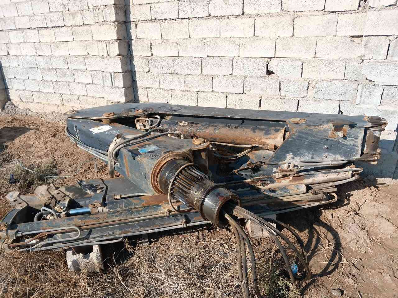 السلام عليكم جهاز كرين نوع PM ....  بي كسر بالشجرة فقط وبي نقص كونترول وتانكي هيدروليك 7 طن 3 سلايت رجلين مخالف هيدروليك مكاني أطراف بغداد حي الوحدة   
‏‪***********‬‏
