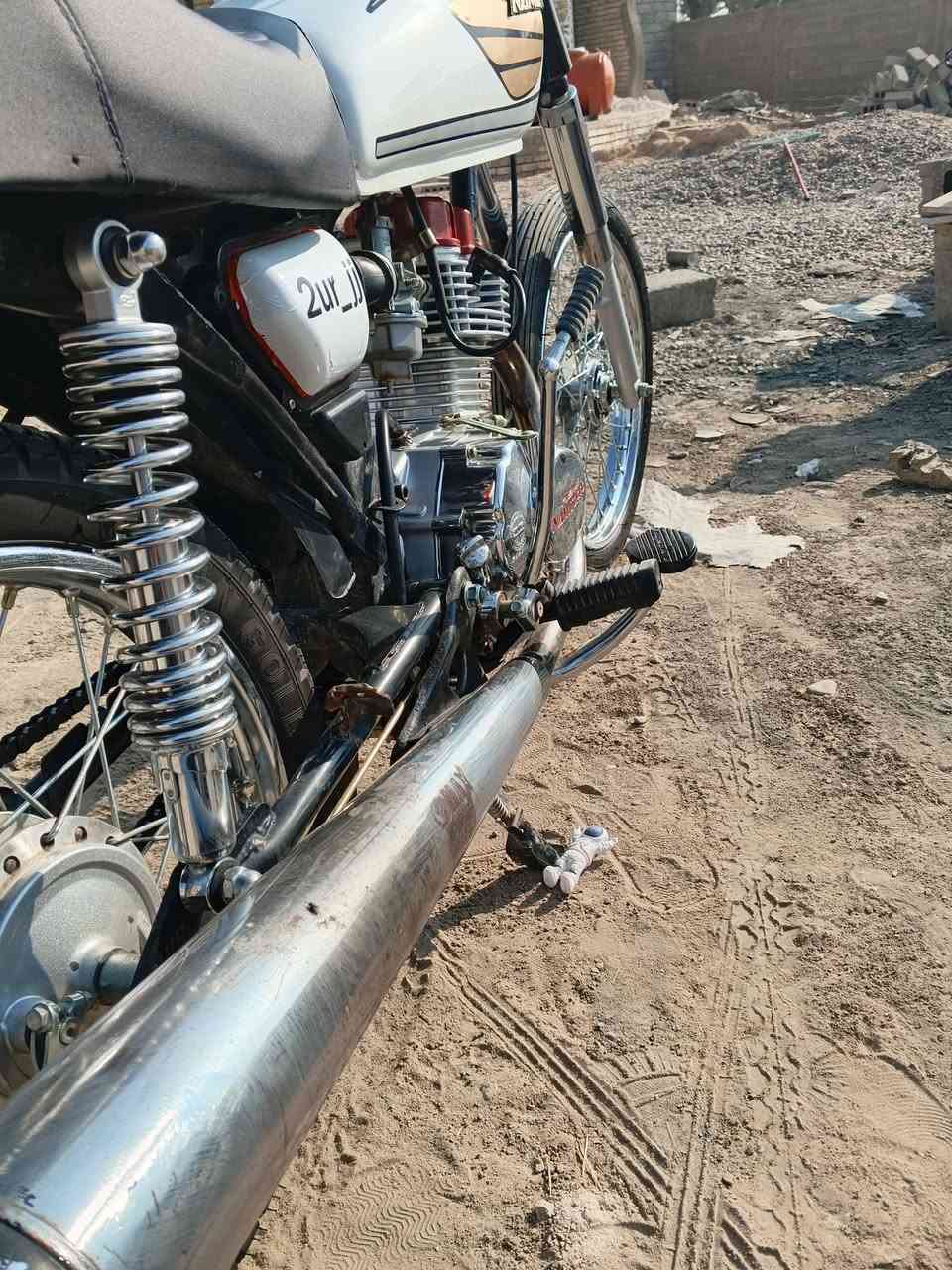 تيربو 25دراجه حلوه ونضيف وسعر مناسب السعر خاص كلك بليته ورقم شاصي مكاني بابل ابو غرق ***********
