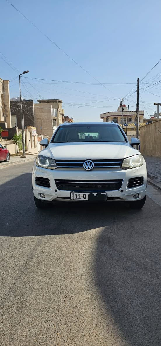 سلام عليكم فولسواجن 2012 خليجي 6 سلندر 3500بدون صبغ ماشيه 155 كيلو رقم بغداد باسمي السعر 110 وبيهه مجال ***********
