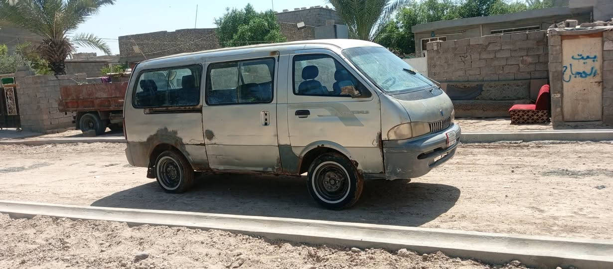 سلام عليكم بريجو البيع موديل 95 السنوية ل27 المكينة مجفتة جديد الكير مبدل جديد ميكانيكي كلة جديد كسن جديد مال ربعتالاف رقمهة بغداد ال38 وبيهة مجال مكانها بغداد المعامل ***********
