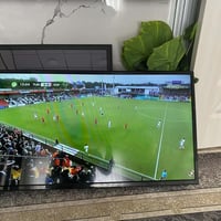 تيفي شاشة 40 ماركةي GENERAL BH وةجبةي 1 زور باك و بي عةيبة بة زةمان بو...