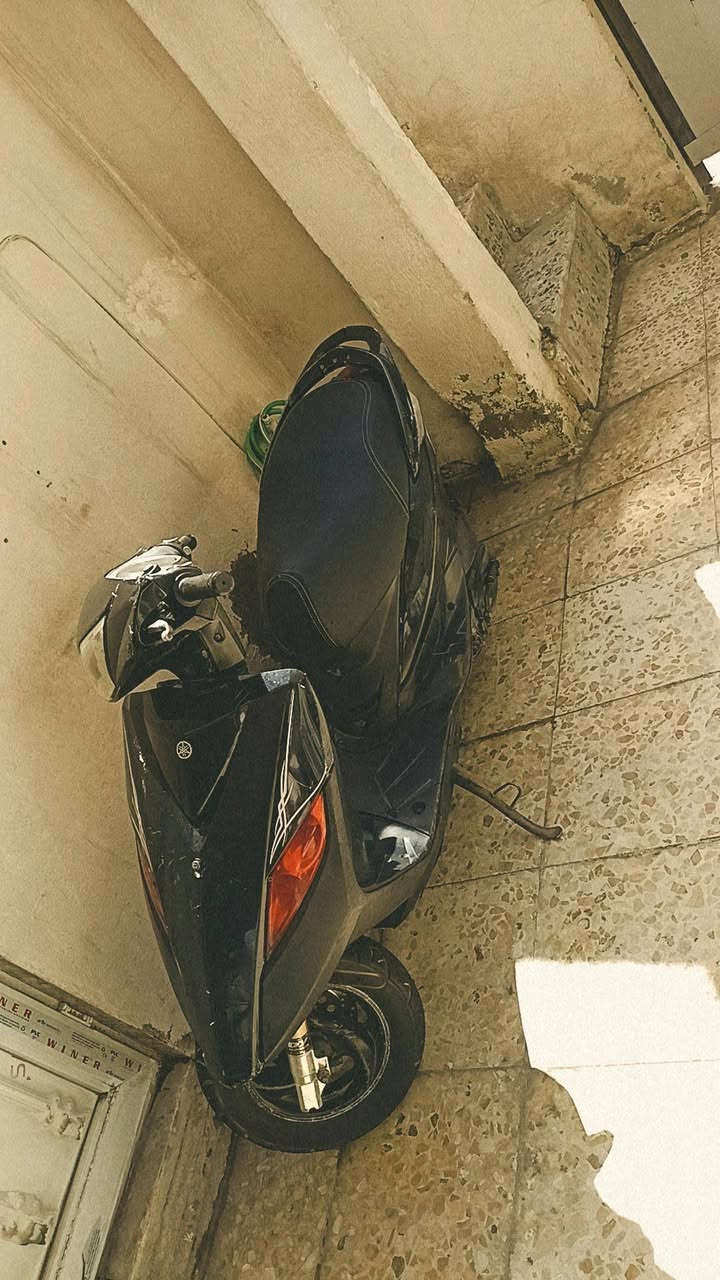 سلام عليكم
دراجه ثعلب 140 بلاديه بيهة دبلات امامي رياضي ودبلات خلفي رياضي وكلج امامي رياضي وقباقه مال كور رياضي 
دراجه كامله مكمله نقصهة فقط بريك امامي 
دراجه نكره سلف بكل وقت ترايك وين متريد 
كهربائيات كلهة شغاله بيهة باتري الكتروني اصلي دراجه مرتبه ربع ما تذب عليهة 
السعر: 450 الف 
مكاني بغداد الحريه 
للأستفسار: *********** واتساب
