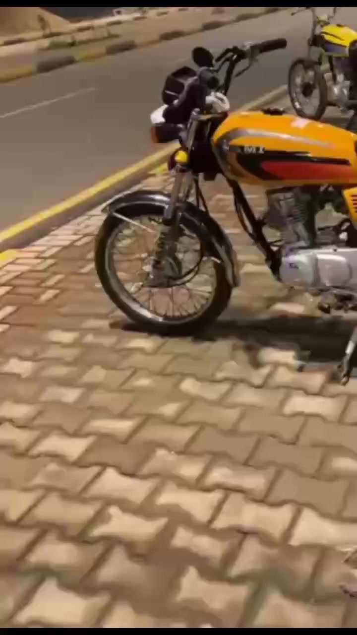 سلام وعليكم 

#دراجه_شلامجه_اصلي_22اوراق_صولي_7اوراق
#طالعه_بلثنين_و22بشهر_ثامن 

سعر 1300

الخاص مفتوح أو تصل ***********
مكاني كوت زوريجات
