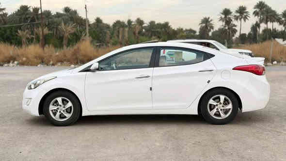 سلام عليكم 2014 خليجي 3 قطع صبغ
بدون دواخل كير مكينه مكفولات صدر امامي خلفي جديد تخم تاير جديد تبريد تدفى شغالات السعر 115 وبيها مجال

مكاني بغداد البياع ممتواجد عل نت انتصل 

***********
