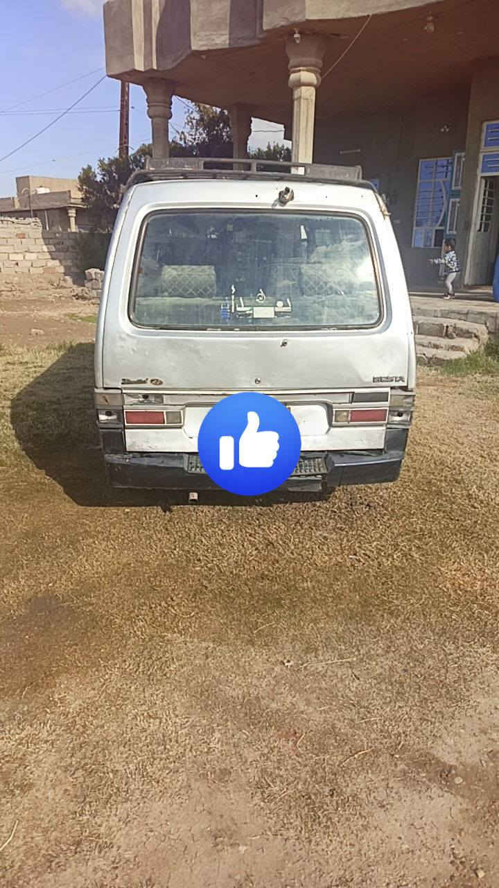 السلام وعليكم  سياره بستا للبيع  مكينه كير اكسل. نضاف شواصي اماميه  جدد بس شواصي  الخلفيه يرادلهن تعمير داخل نضيف للستفسار  ***********
