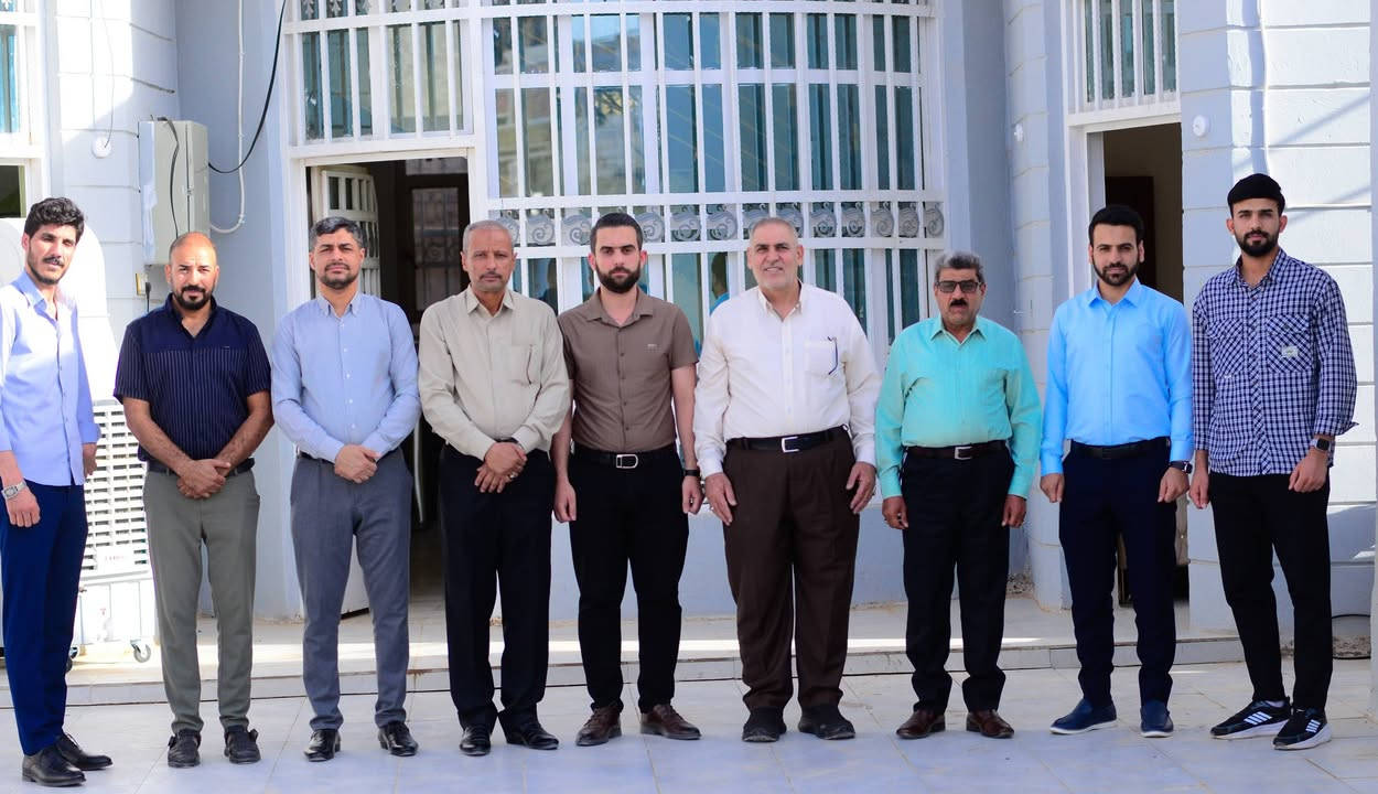 #بداية_الطريق_للنجاح_تبدأ_من_هنا
#يعلن_معهد_الصادق 
عن فتح باب التسجيل لطلبة السادس الإعدادي بفرعيه العلمي والأدبي، وطلبة الثالث المتوسط للعام الدراسي 2026/2027.
إذا كنت تبحث عن التفوق، المعدل العالي، والمتابعة المستمرة، فنحن نوفر لك:
#كادر_تدريسي_متميز_وذو_خبرة
شرح مبسط ومكثف لجميع المواد
اختبارات دورية ومراجعات مستمرة
بيئة دراسية تساعدك على النجاح والتميز
العنوان:
#قضاء_سومر – #الشارع_المؤدي_إلى_مجاور_مدرسة 
#الغالبون_الابتدائية
للاستفسار والتسجيل الاتصال على الرقم:
***********

#كادر_تدريسي_السادس_الإعدادي:
#مدرس_اللغة_العربية: #الأستاذ عادل كردي مغير
#مدرس مادة الفيزياء: #الأستاذ فاضل نعمة 
#مدرس مادة الفيزياء: #الأستاذ عبد الله فاضل
#مدرس مادة الرياضيات: #الأستاذ قاسم نوام
#مدرس مادة الأحياء: #الأستاذ حسين عبد صكب
#مدرس اللغة الإنجليزية: #الأستاذ محمد كاطع
#مدرس مادة الكيمياء: #الأستاذ علي العامر
#مدرس مادة الكيمياء: #الدكتور أ. حيدر عليوي حمزه
#كادر_تدريسي_الثالث_المتوسط:
#مدرس_اللغة_العربية: #الأستاذ_فلاح الهرموشي
الاستاذه..اسماء محمد
#مدرس_اللغة_الإنكليزية: #الأستاذ_محمد كاطع
#مدرس الرياضيات: #الأستاذ قاسم نوام
الاستاذه..هبه فلاح الطائي الاستاذ علي نوام 
مدرس الأحياء: الأستاذ هاني رحيم_
الاستاذ حمزه احمد مقداد
مدرس الكيمياء: الأستاذ حسين علي هندي
مدرس الفيزياء: الأستاذ عبد الله فاضل_
الاستاذ ..علي نوام
مدير المعهد الاستاذ محمد كاطع 
@إشارة
المصور اياد العبيدي ***********
