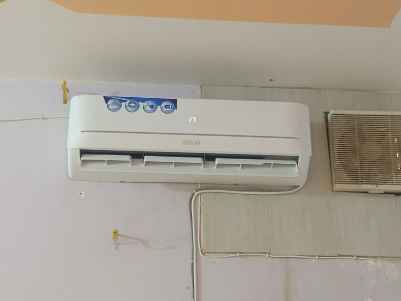 🔧❄️ الورشة الفنية للتبريد والتكييف ❄️🔧
📍 خدمة ميدانية – نوصل لحد باب بيتك!
(بأسعار تنافسية )

تعاني من عطل بالتبريد؟ أو تحتاج صيانة سريعة؟ إحنا جاهزين نخدمك وين ما تكون!

نقدّم لك خدماتنا باحترافية وجودة عالية:
✅ تركيب وصيانة كافة أنواع أجهزة التبريد
✅ شحن جميع أنواع غاز التبريد
✅ تنظيف شامل داخلي وخارجي للوحدات
✅ صيانة ميدانية فورية وبأفضل النتائج
✅ نقل أجهزة السبلت باحتراف ودقة عالية

🚐 خدماتنا تغطي جميع مناطق الناصرية
🏪 وفرعنا موجود بجميع مناطق سوق الشيوخ

📞 للحجز أو الاستفسار: ***********

جربنا وشوف الفرق… التبريد علينا والراحة إلك!
