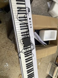 ٨٨مفتاح • حساسية مفاتيح • ميدي بلوتوث