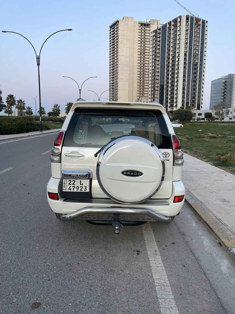 للبيع برادو موديل 2008 ماشيه 115 الف
VX دبل تانكي 6 سلندر 
بيهه صبغ اثر تكشير موضح بالسونار 
كير محرك تبريد كله بشرط 
سنويه بأسمي هزه ورقم جديد اربيل 
السياره نظيفه جدا داخل وخارج 
مكان سياره اربيل 
السعر 173 مجال بسيط 
***********
***********
