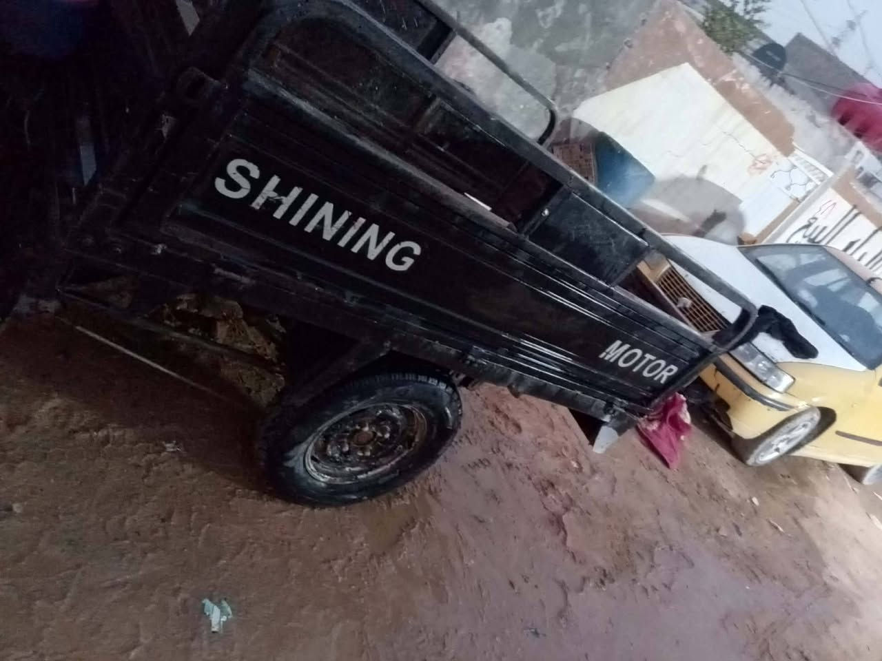 ستوت جمره مكان النجف سعره 650وبه مجال بصيط *********** موديل ،22 عوزه بستم بس ماعندي خاص متواجد بس على الخط
