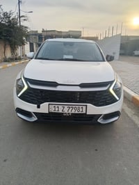 👋🏻 كيا سبورتج 🚗 هايبرد موديل ٢٠٢٣ وارد امريكي اللون ابيض حادثها بنيد و...