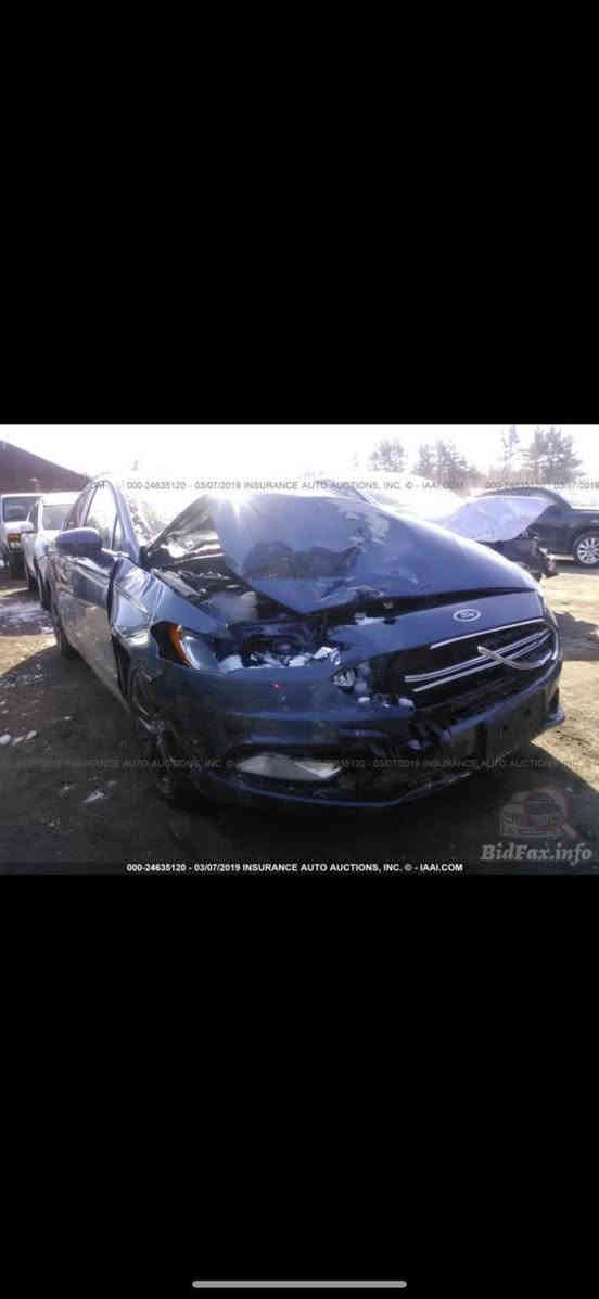 السلام عليكم 
للبيع فورد فيوجن موديل 2018 رقم اربيل ب اسمنا بيها قطعتين صبغ فقط 
السياره فئه s المحرك المرغوب 2500 
السياره كلش نضيفه عليها ادامه كامله تخم تاير جديد تبريد ثلج باتري صدر منظومه بانزين ترايك وين ميعجبك سياره كلش نشطه واستعمال ايد وحده 
سعرها 132 وبيها مجال قليل 
السياره ماشيه 161 الف 
ممتواجد عل فيس
واي استفسار الاتصال على الرقم ***********

للعلم مكان السياره صلاح الدين
