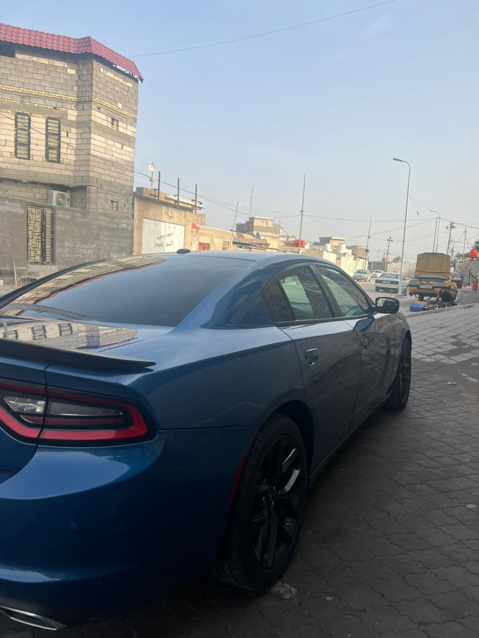 جارجر 2022 كفالة عامة عدا بارد بلبنيد ماشيه 66 الف كيلو لون بحري جديد رقم بصرة sxt بلاك توب سيارة جديدة كلش وجاهزة من كلشي السعر 265 وبيهه مجال رقمي *********** مكاني البصرة الزبير
