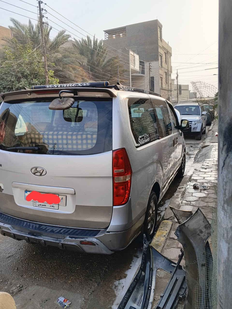 السلام عليكم ستاركس 2009 بغداد خصوصي محور من مفتوح الى مسكر كير اوتماتيك مكفوله من ضربه وصبغ بيها بس بارد بلتكمه الخلفية مكاني بغداد العبيدي سعره 168 بسمي سنويه ما ساقطه 
***********
